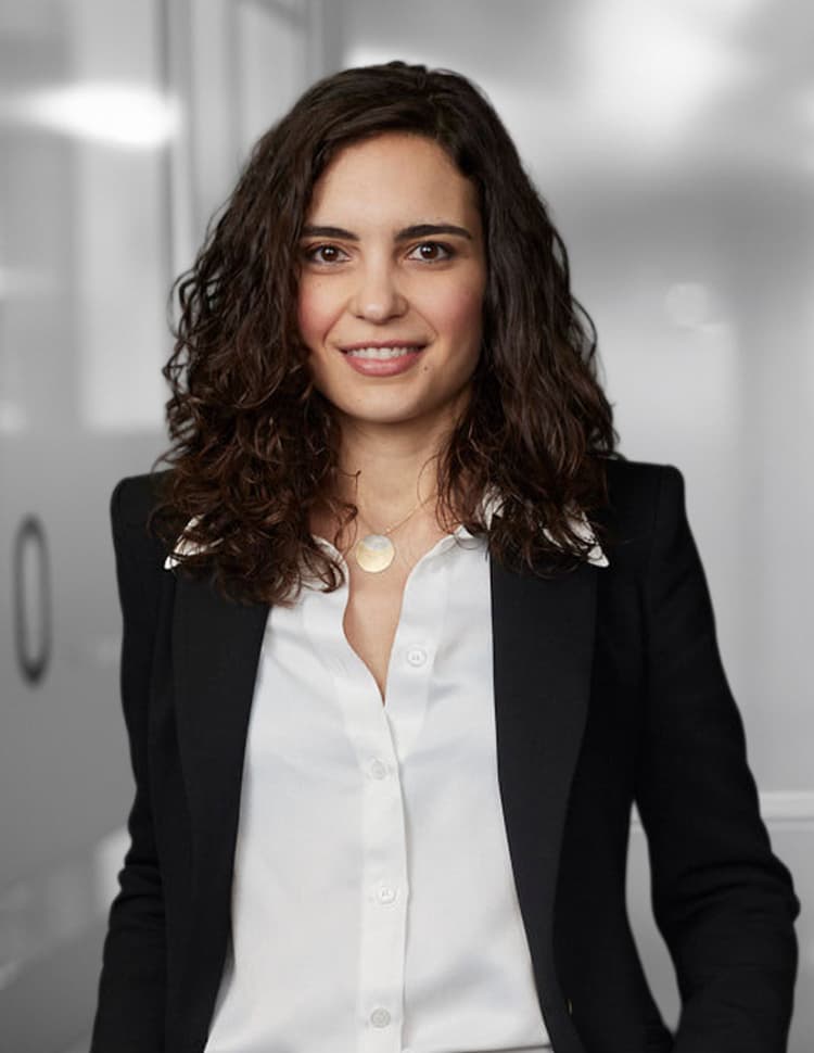 Foteini Tzakoniati - European, Chartered & Greek Patent Attorney